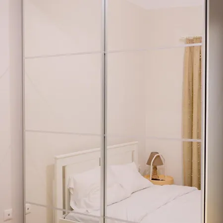 Apartment New Modern 2nd Floor *